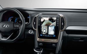 Hyundai ix35 возвращается в Россию: из Китая привезли три кроссовера по цене от 2,8 млн рублей