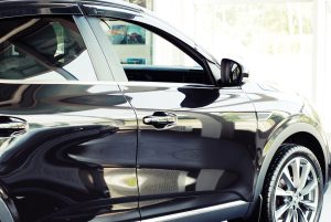 Девять брендов скорректировали цены на новые автомобили в России в июле — отчёт «АВТОСТАТ»