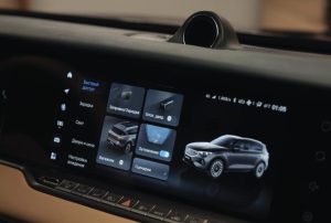 Российские владельцы китайских авто жалуются на зависающие мультимедиа — часто виновата прошивка смартфона