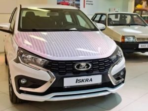 Инженер АвтоВАЗа объяснил отсутствие кондиционера в базовой версии Lada Iskra: опция востребована не у всех покупателей