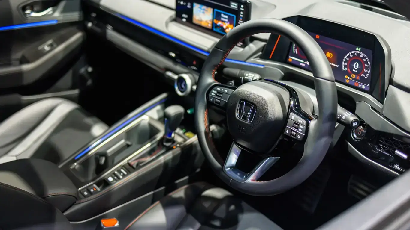 Импорт подержанных автомобилей в Россию вырос на 2%: ввезено 181,6 тыс. машин за полугодие