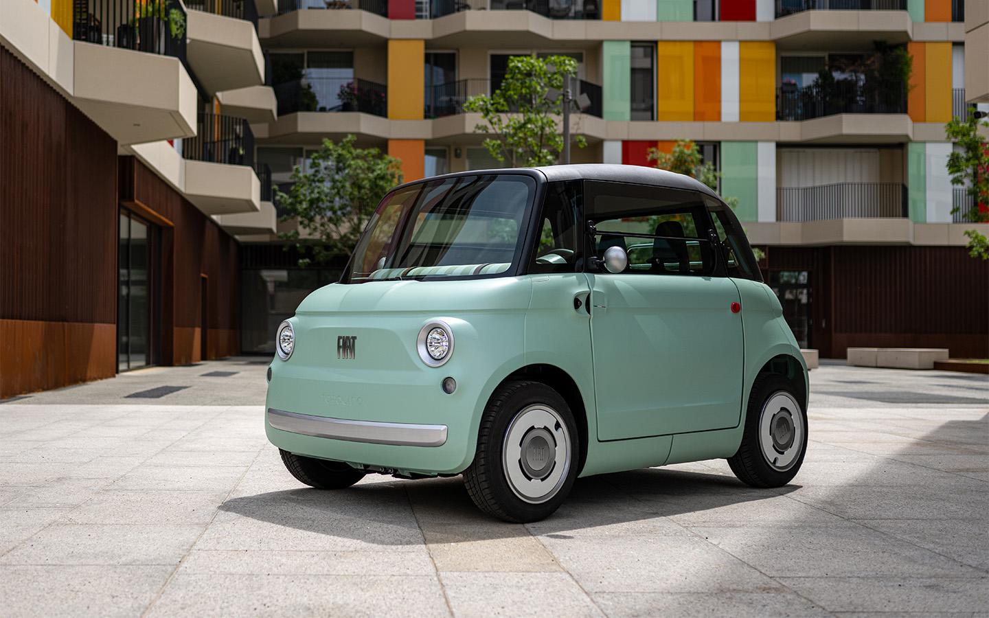Электрический ретро-микрокар Fiat Topolino мощностью 8 л.с. добрался до России за 2,5 млн рублей