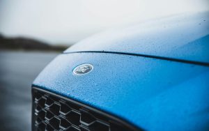 Ford отзывает почти 700 тысяч кроссоверов Bronco Sport и Escape из-за риска трещин в топливных форсунках