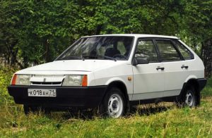 Экспортный ВАЗ-2109 1994 года после полной реставрации выставлен на продажу в Краснодарском крае за 1 млн рублей