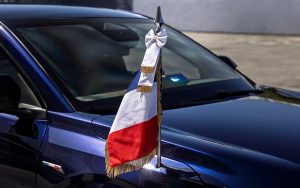 Renault представила бронированный кроссовер Rafale Presidential для президента Франции