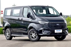Ford Transit Custom вернулся на российский рынок: дилеры выставили цены от 6,5 млн рублей