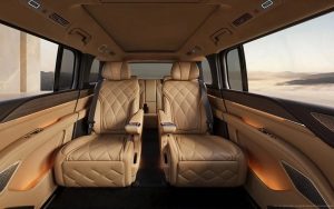 BYD показала интерьер удлинённого люксового внедорожника Yangwang U8L: три ряда и OLED-панель