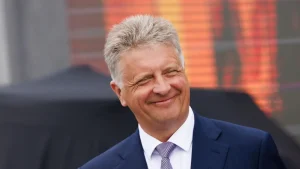 АвтоВАЗ начнёт официальные поставки Lada Iskra и других моделей в ОАЭ уже осенью 2025-го