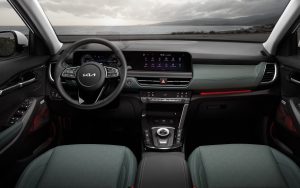Обновлённый Kia Seltos с полным приводом за 3,6 млн рублей: эксперт «За рулём» объяснил, чем он лучше «китайцев»