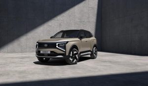 Lada Azimut снова показали публике: серийный кроссовер АвтоВАЗа выкатили на экспозицию в Тольятти