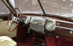 В Москве выставлен на продажу редкий ГАЗ-12 ЗИМ 1956 года за 7,9 млн рублей