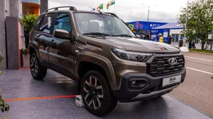 Lada показала обновлённую Niva Travel: рестайлинг с мотором 1.8 и новой передней частью