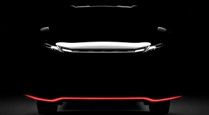 Первые официальные снимки Nissan X-Trail Nismo раскрыли облик спорткроссовера перед премьерой