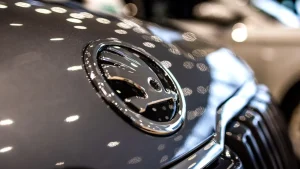 У дилеров появились новые Skoda Kodiaq 2023 года: без пробега, от 3,95 млн рублей