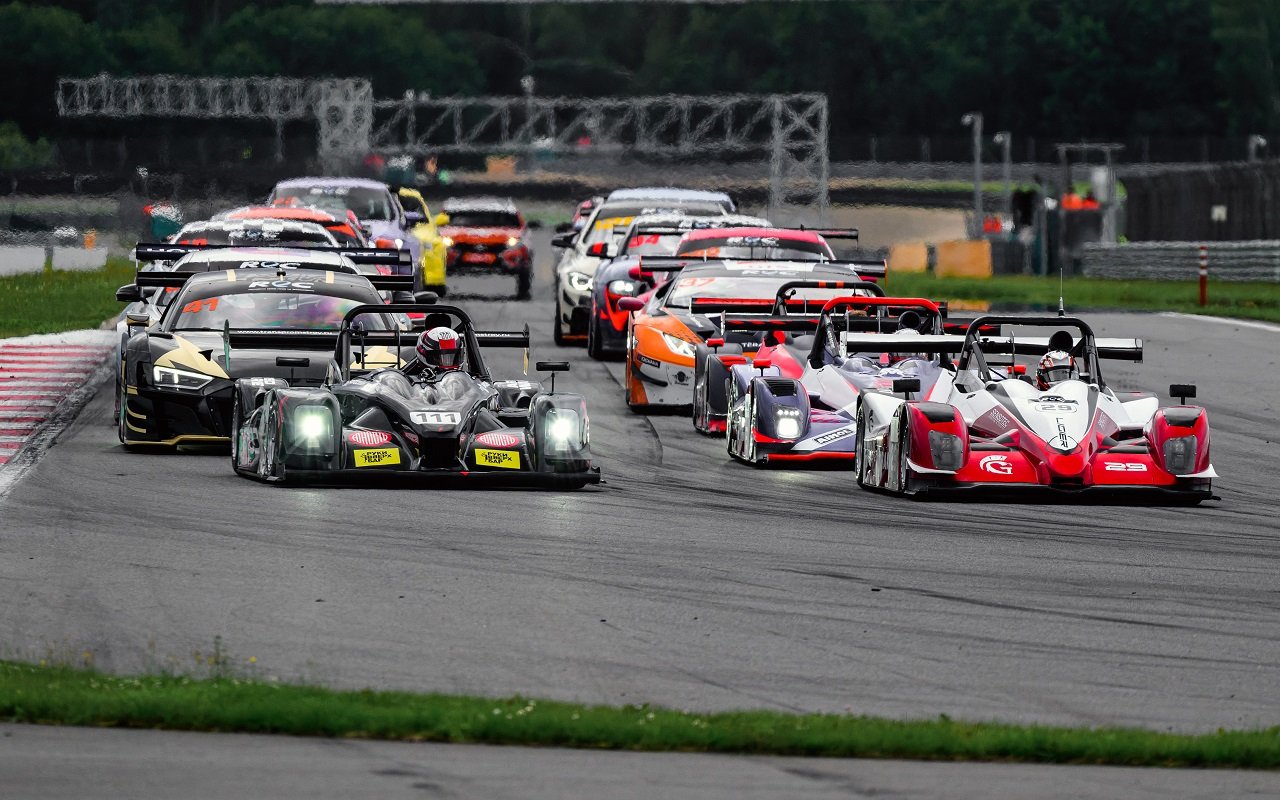 Финал REC-2025: 45 экипажей поборются за титул в четырёхчасовом марафоне на Moscow Raceway