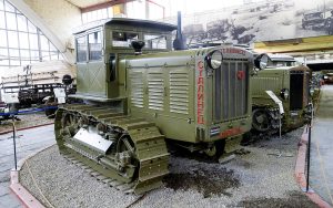 «За рулём» показал гусеничный трактор С-65 «Сталинец» – сельхоз труженик, ставший артиллерийским тягачом Великой Отечественной