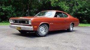 Редкий Plymouth Duster 340 за рулём девушки покорил автошоу в Карлайлe