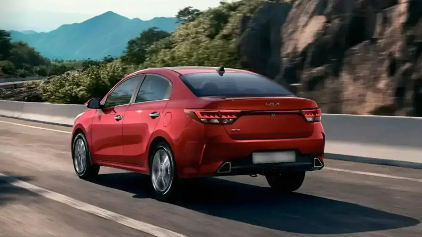 На вторичном рынке России выставили седан Kia Rio 2017 с минимальным пробегом за 1,7 млн рублей