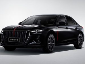 Hongqi H5 после 15 000 км: «За рулем» подвёл промежуточные итоги ресурсного теста