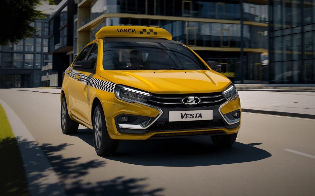 АвтоВАЗ подтвердил готовность закрыть дефицит такси-машин: первые 4000 Lada отправятся в парки 25 городов