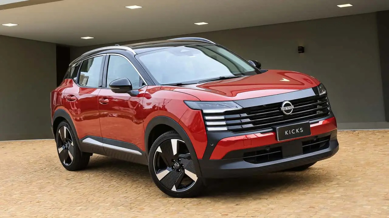Nissan Kicks вернулся в Россию по параллельному импорту: цены стартуют с 1,7 млн рублей