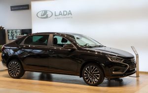 Главред «За рулем» удивился слабому интересу госструктур к Lada Aura несмотря на запуск продаж