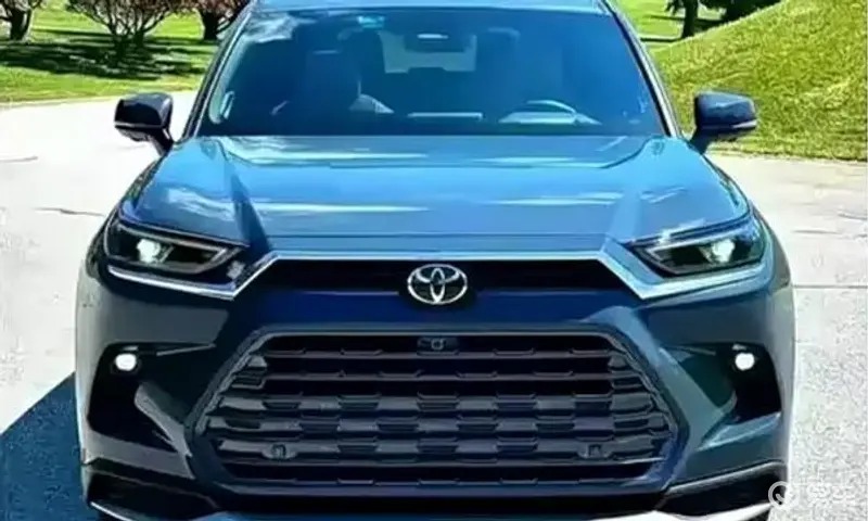Toyota удвоила продажи в России и вернулась в топ-10 без официального импорта