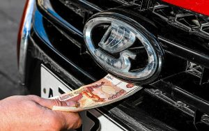 Аналитики подсчитали: владение Lada Vesta в московском такси стоит почти 4 млн рублей за три года