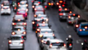 Россияне стали дольше ездить на своих машинах: средний срок владения достиг 69 месяцев