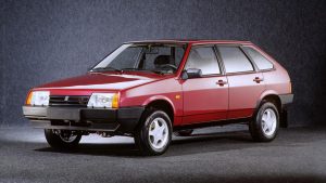 Исследование Quto: сколько стоили новые автомобили в России в октябре 2000-го