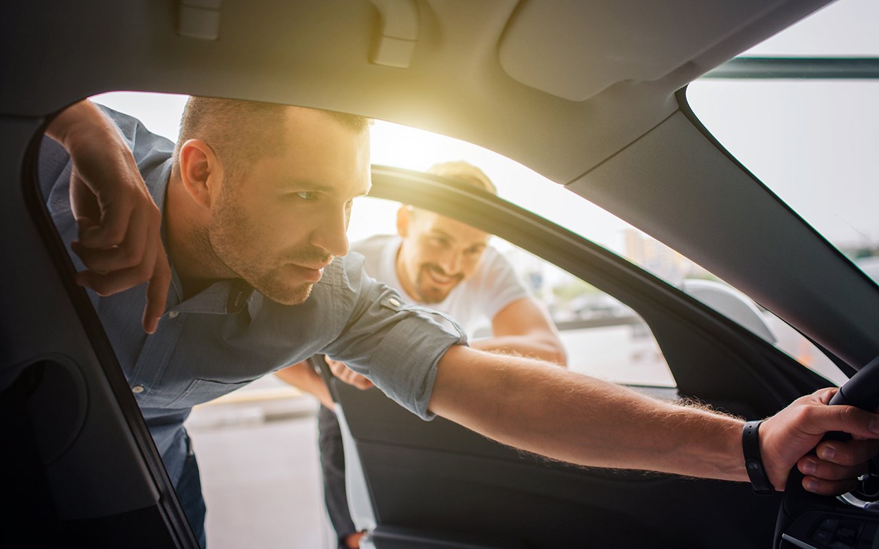 Российские автолюбители перестали путать китайские бренды: эксперт Роман Скольский о переменах на рынке