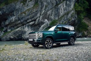 Haval сохранил прежние цены на рамный внедорожник H9 2025 МГ, но прошлогодние машины всё ещё дешевле