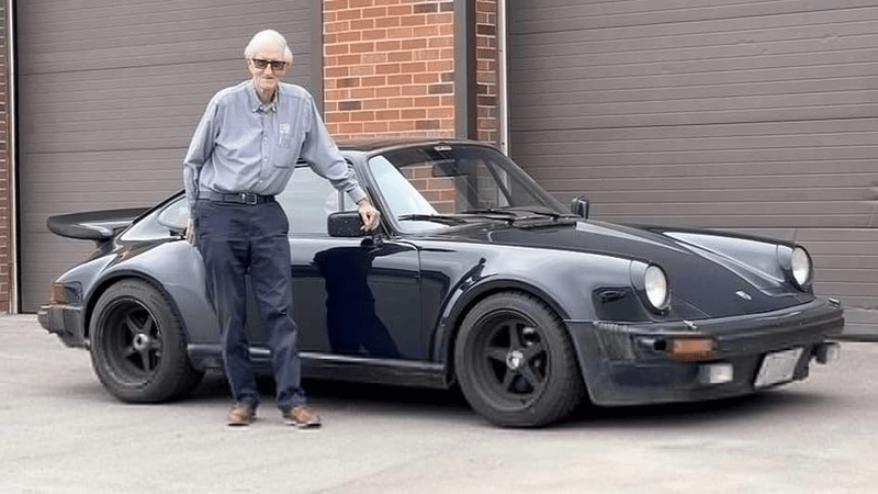 Классический Porsche 911 Turbo из Торонто проехал 1,3 млн км за 48 лет с одним владельцем