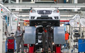 УАЗ вложит 15 млрд руб. в модернизацию и выведет на рынок полноразмерный 7-местный рамный внедорожник в 2026 году