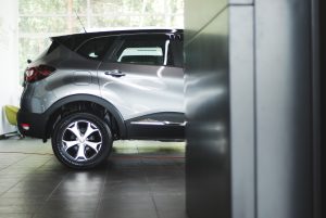 Утильсбор пересчитают с 1 декабря 2025 года: машины мощнее 160 л.с. заметно подорожают