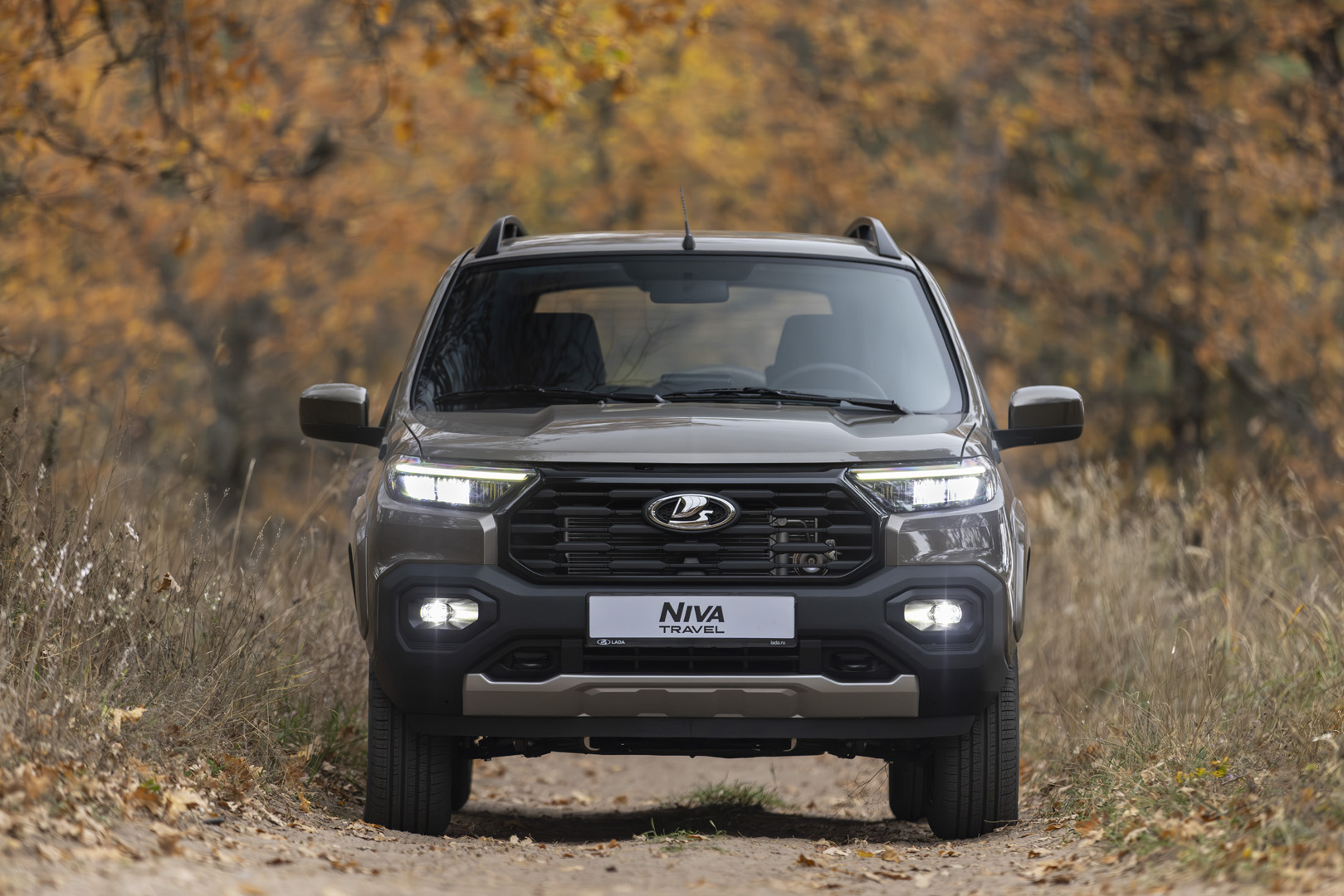 АвтоВАЗ назвал цену и сроки появления Lada Niva Travel с новым мотором 1,8 л