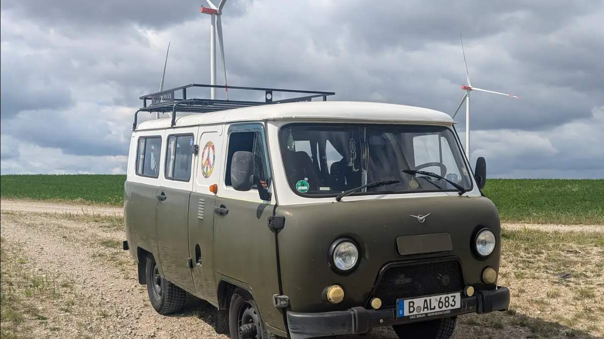 В Пренцлау выставили на продажу редкий автодом-УАЗ «Буханка» 2020 года за 30 000 €