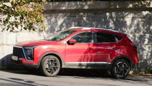 Новый кроссовер «Москвич 5» добрался до дилера в Нижнем Новгороде: старт продаж всё ближе