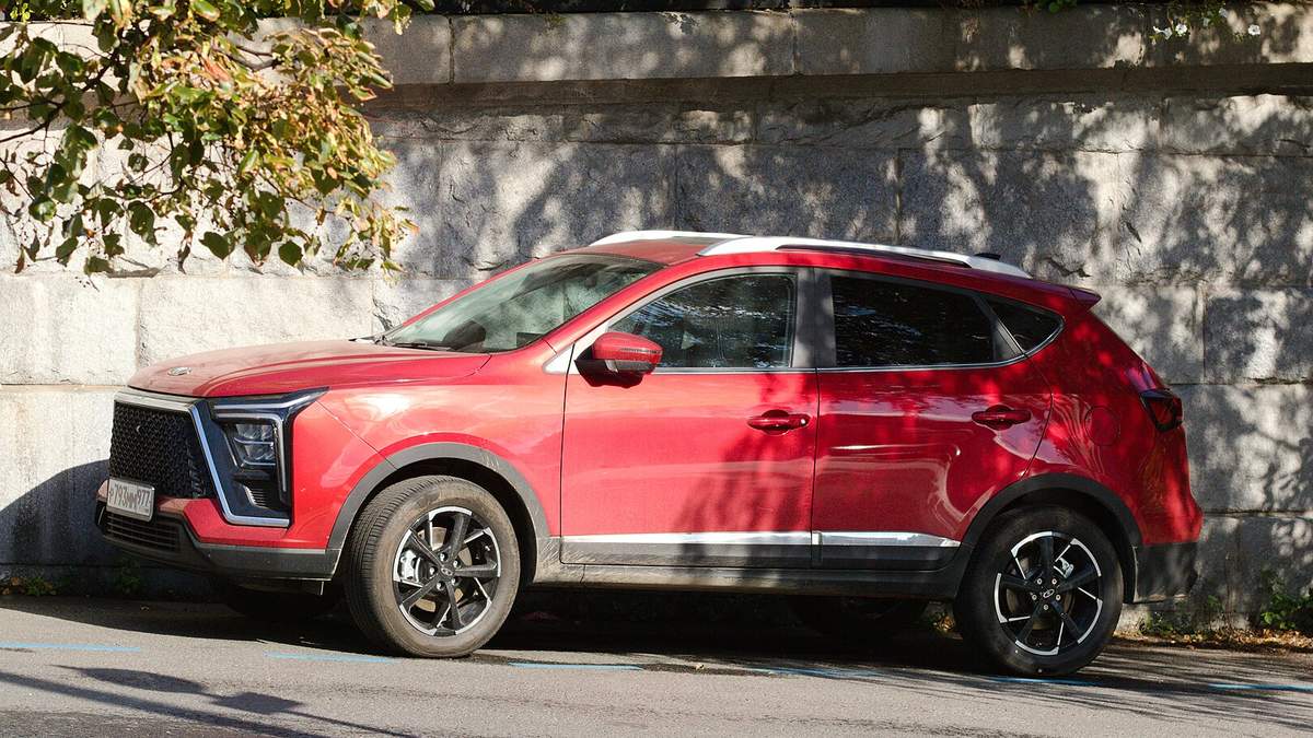 Новый кроссовер «Москвич 5» добрался до дилера в Нижнем Новгороде: старт продаж всё ближе