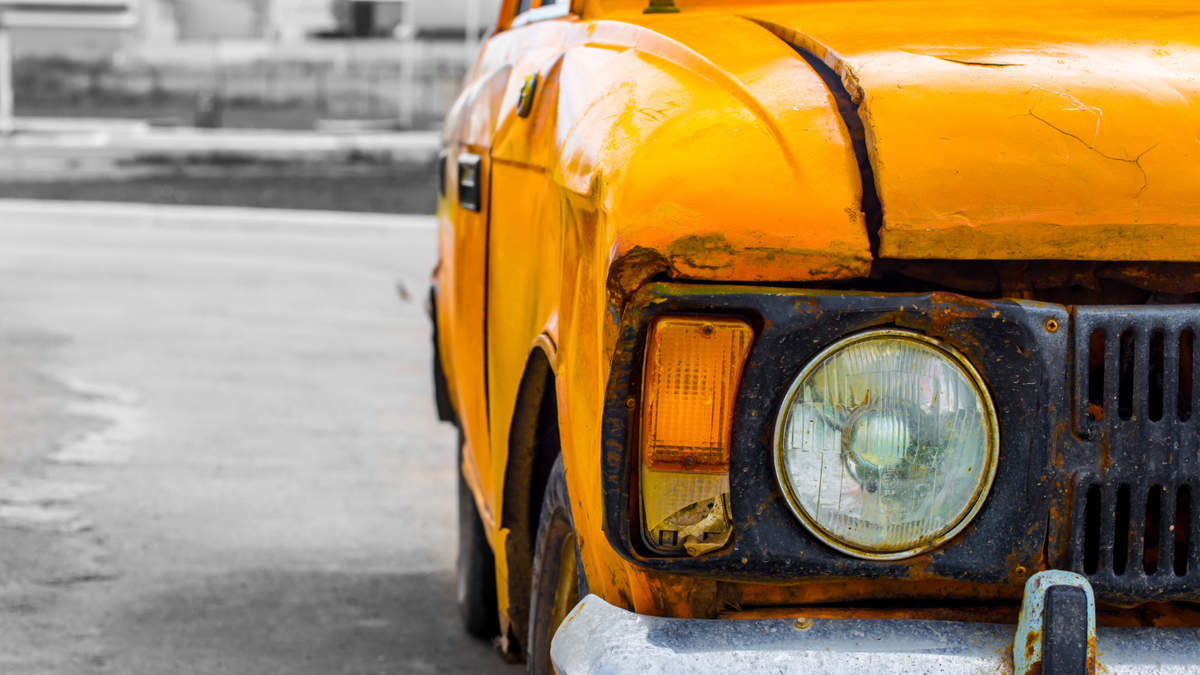 В России обсуждают ужесточение регистрации старых автомобилей с 2026 года