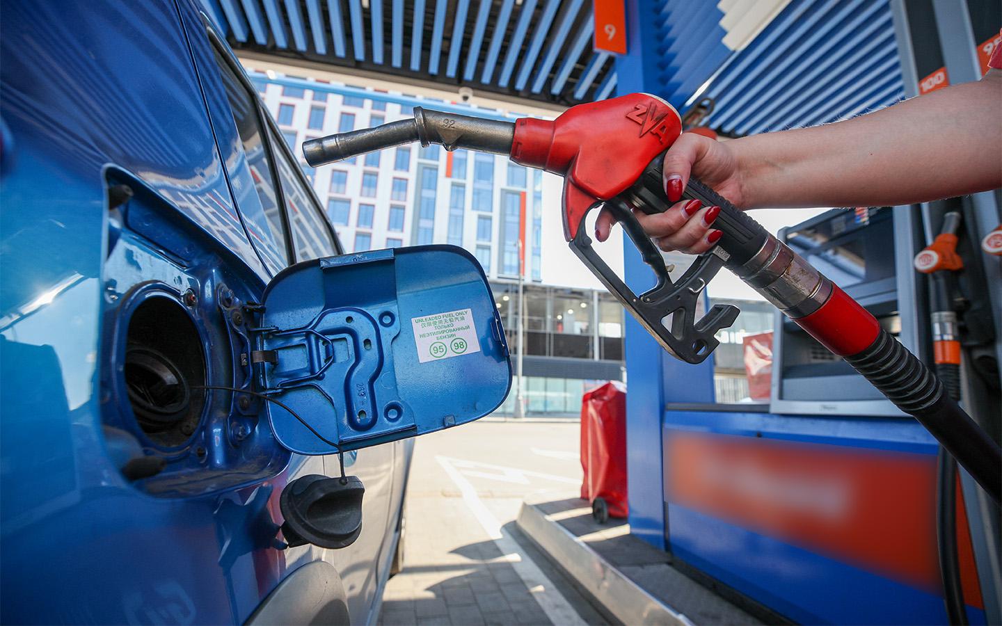 АвтоВАЗ подтвердил совместимость моторов Lada с бензином Е10, но предостерёг от более высокого содержания спирта