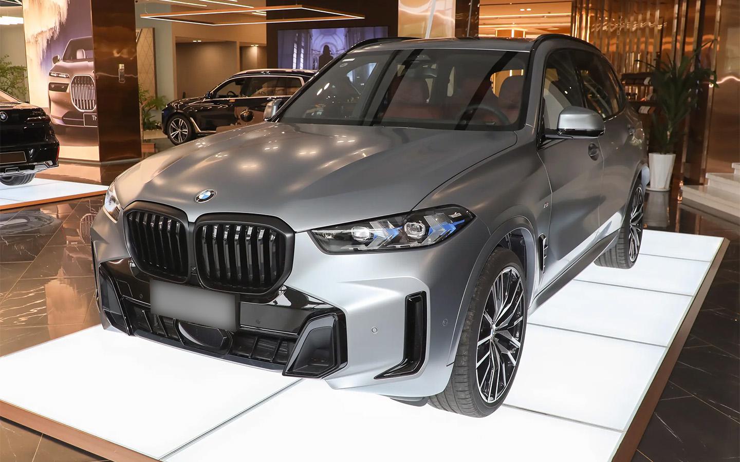 Эксперты: рост утильсбора может свести на нет эффект от падения доллара на цены автомобилей