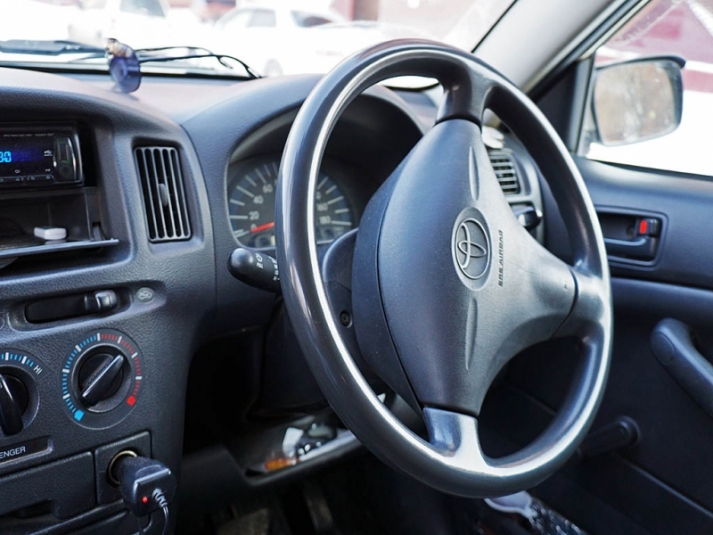 В России меняют правила для праворульных авто: ужесточение проверок, риск для СБКТС и пересмотр ГОСТа