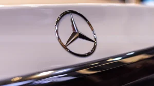 В России выставили на торги «капсулу времени» Mercedes-Benz S600 W140 с пробегом 12 тыс. км