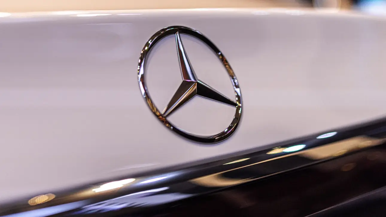 В России выставили на торги «капсулу времени» Mercedes-Benz S600 W140 с пробегом 12 тыс. км