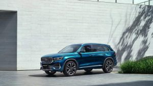 Российский авторынок вырос на 5%: в ТОП-10 только один полностью китайский кроссовер Geely Monjaro