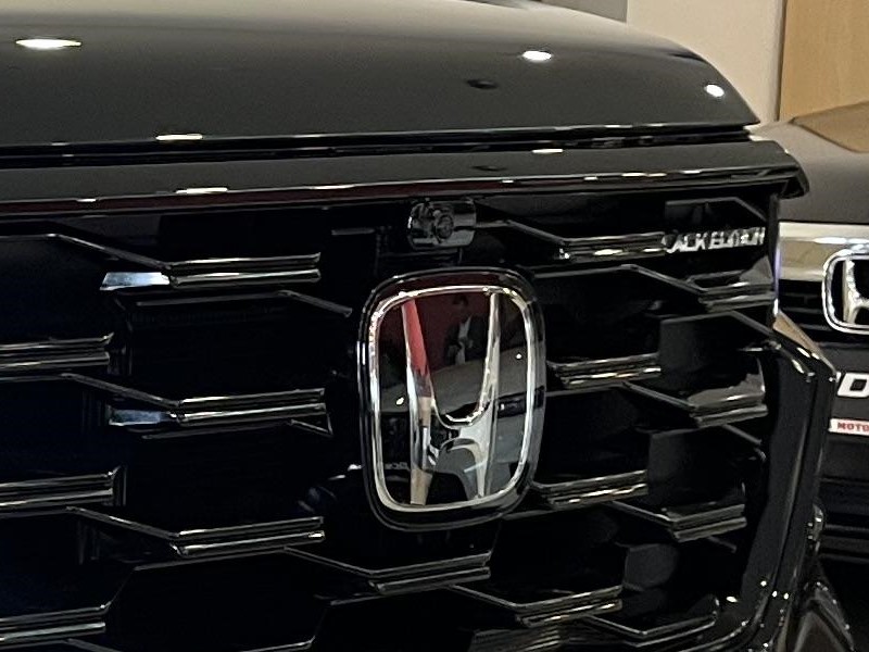 Honda Vezel вернулся в Россию по параллельному импорту: цены стартуют с 1,83 млн рублей