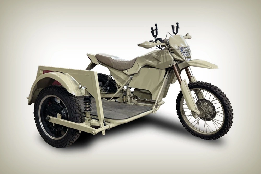 «Калашников» представил электрический мотоцикл Иж-Эндуро с коляской и бензиновой версией