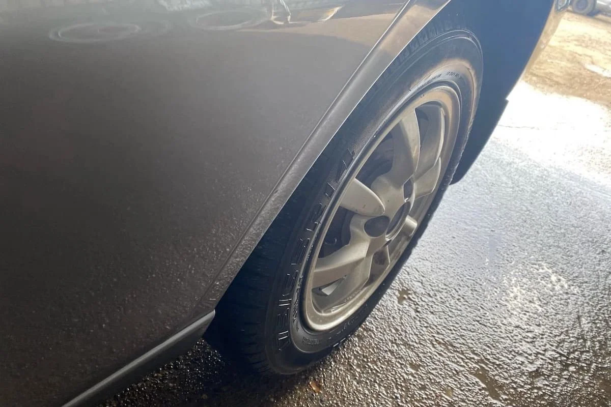 Что изменится для водителей с 1 декабря 2025 года: утильсбор, зимняя резина, права и налоги