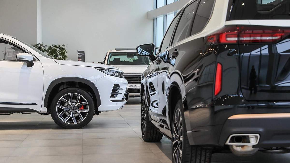 Новый утильсбор в России: мощные автомобили и электрокары рискуют подорожать на миллионы